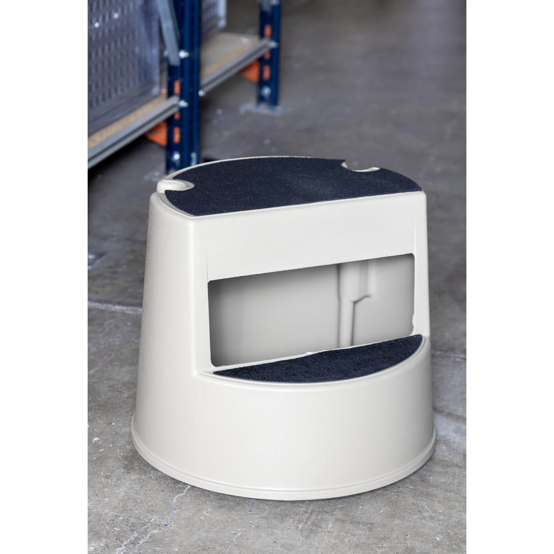 L656 Rubbermaid krukje