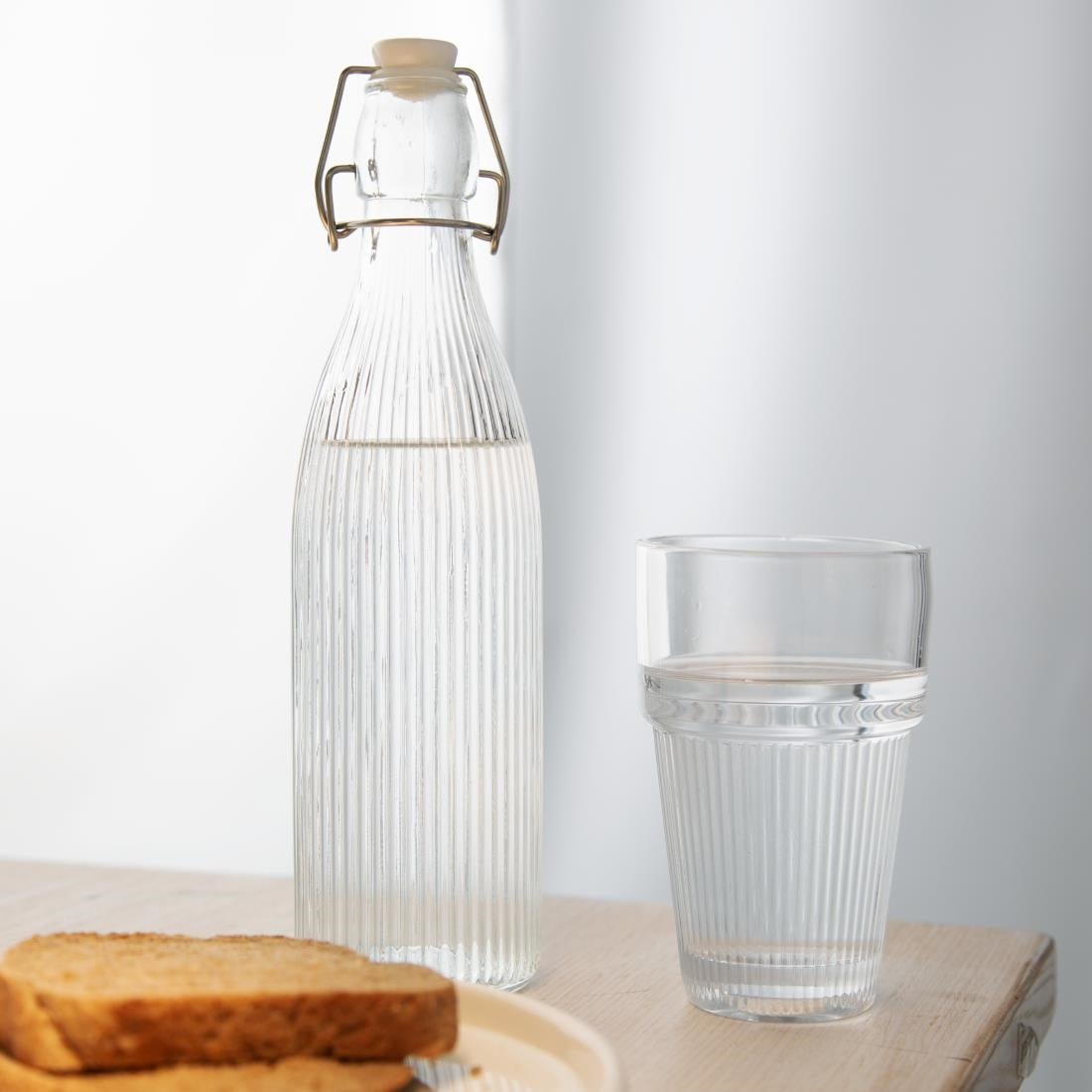 HW796 Olympia Geribbelde Stapelbare Tumblers 300ml (6 Stuks)