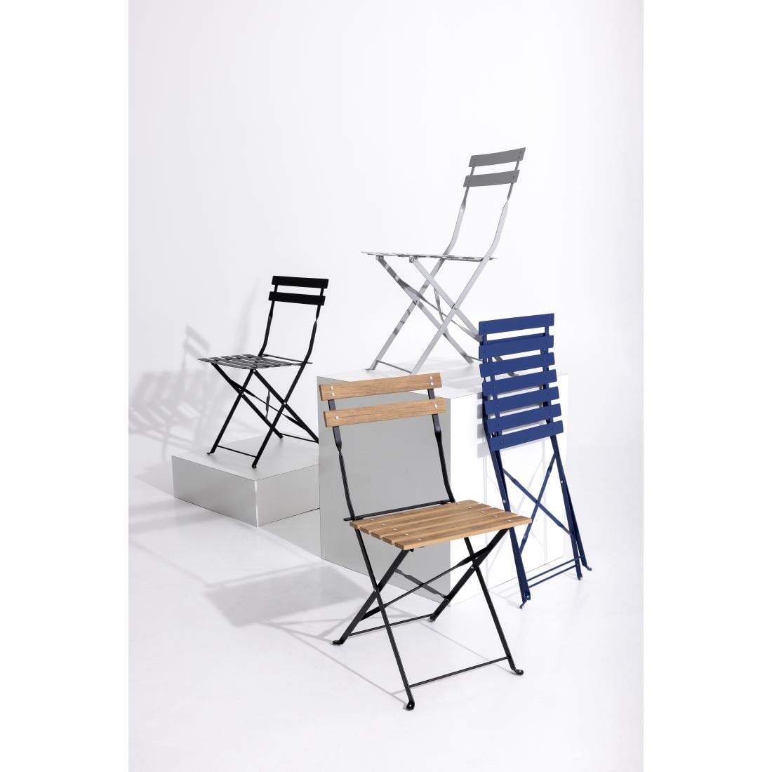 FU539 Bolero Perth Pavement Style Klapstoelen Met Houteffect (2 stuks)