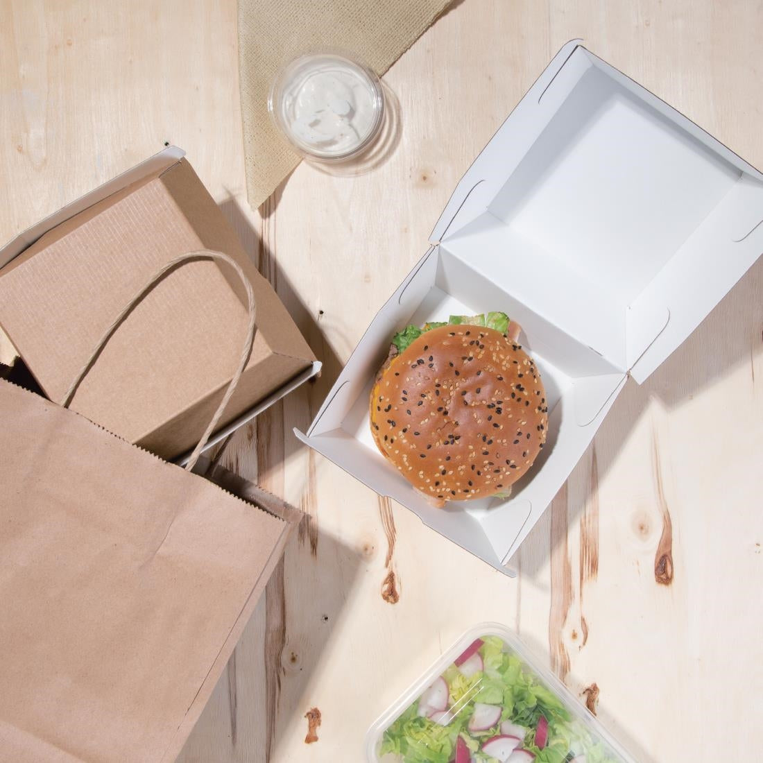 FB665 Fiesta Compostable composteerbare hamburgerdoosjes kraft groot 112mm vierkant (150 stuks)