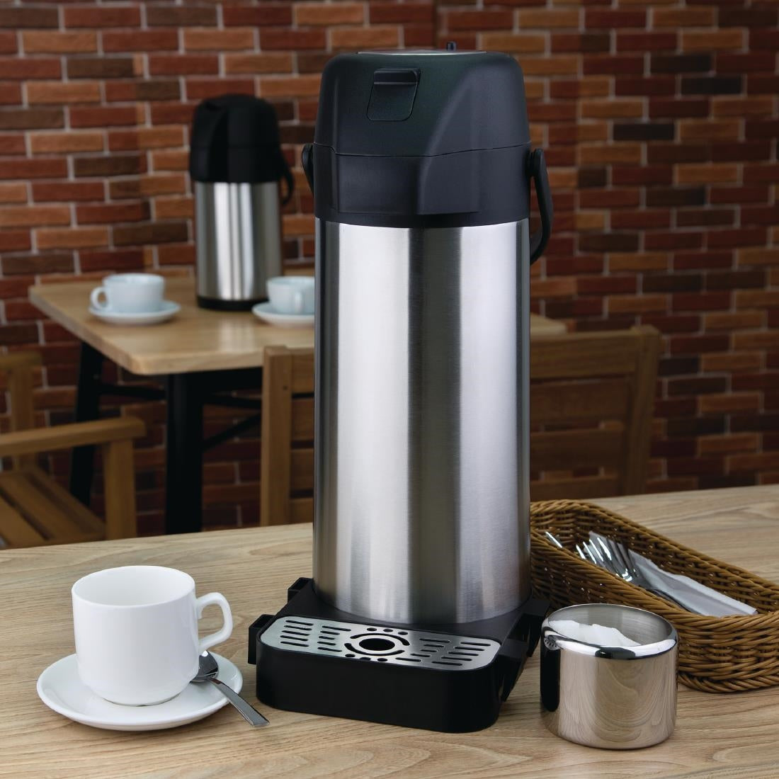 CN641 Olympia pomp thermoskan met drukknop 3Ltr