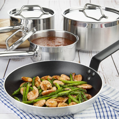 SA689 Nisbets Essentials Cook Like A Pro 4-Delige Steelpan- En Koekenpannenset