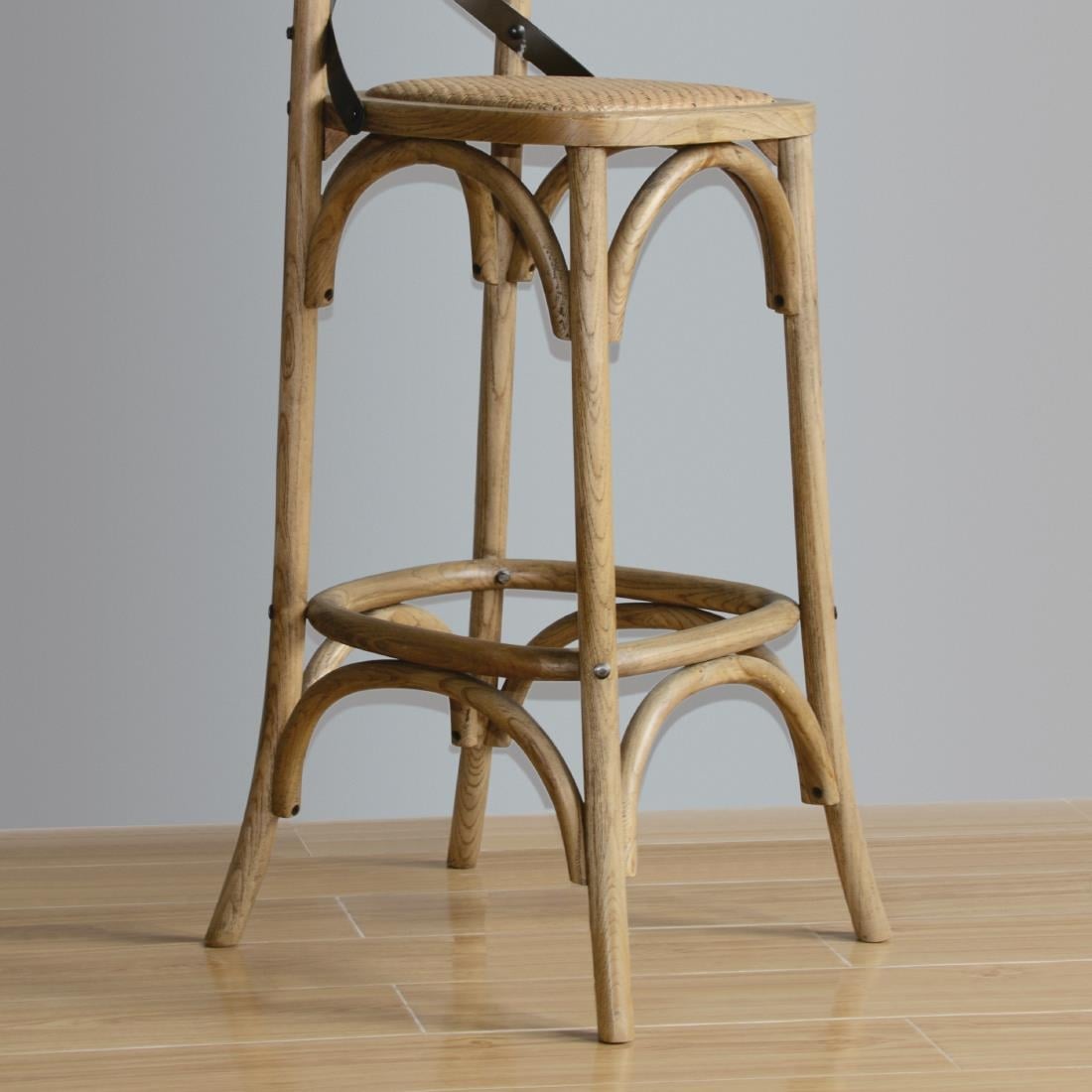 GG657 Bolero houten barkruk met gekruiste rugleuning naturel