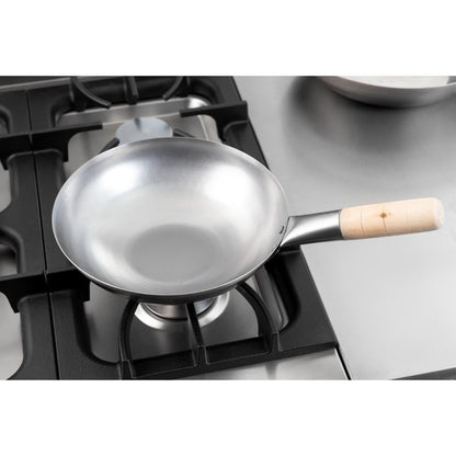 K295 Vogue zacht stalen wok met platte bodem 25,5cm