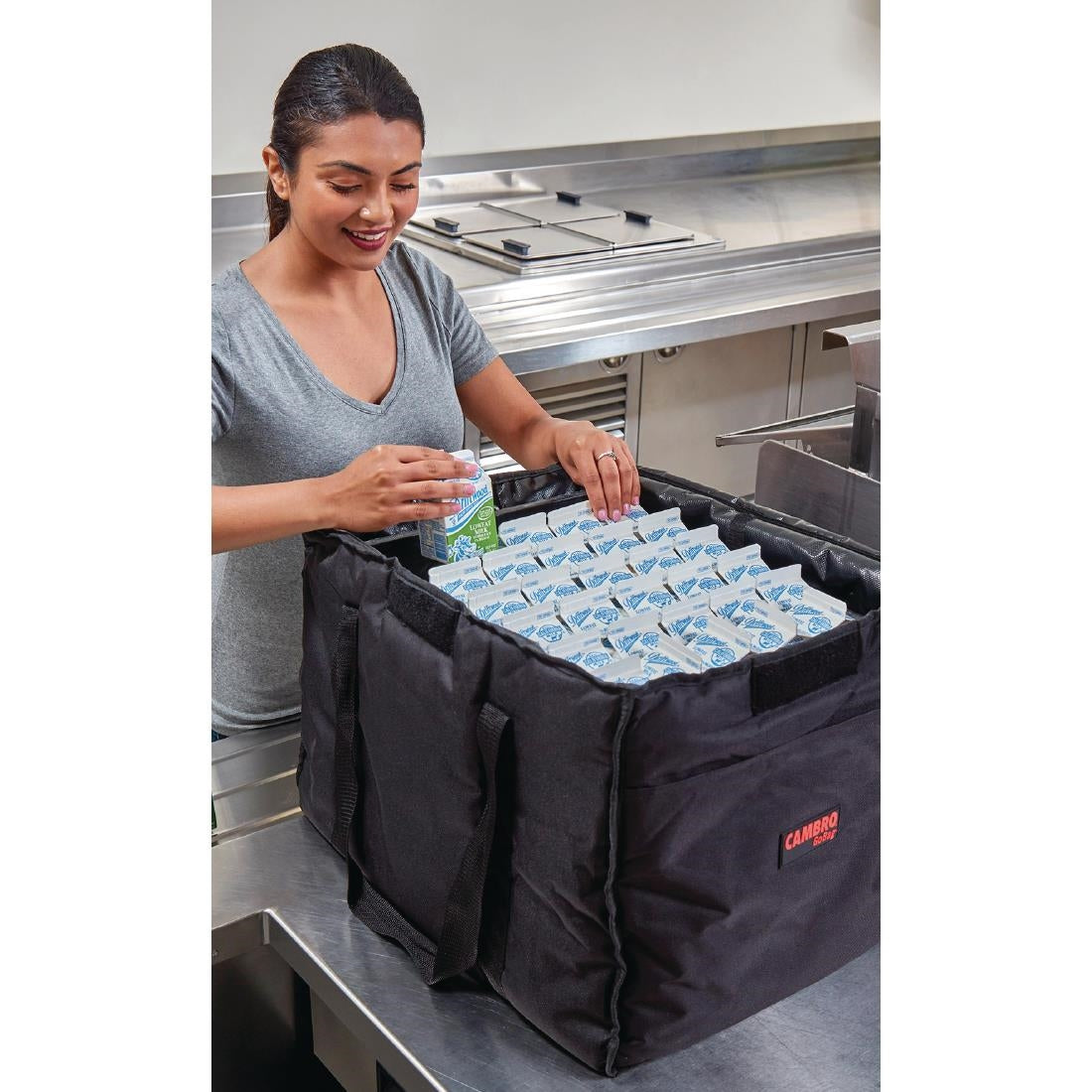 FB273 Cambro GoBag top-loading transporttas medium