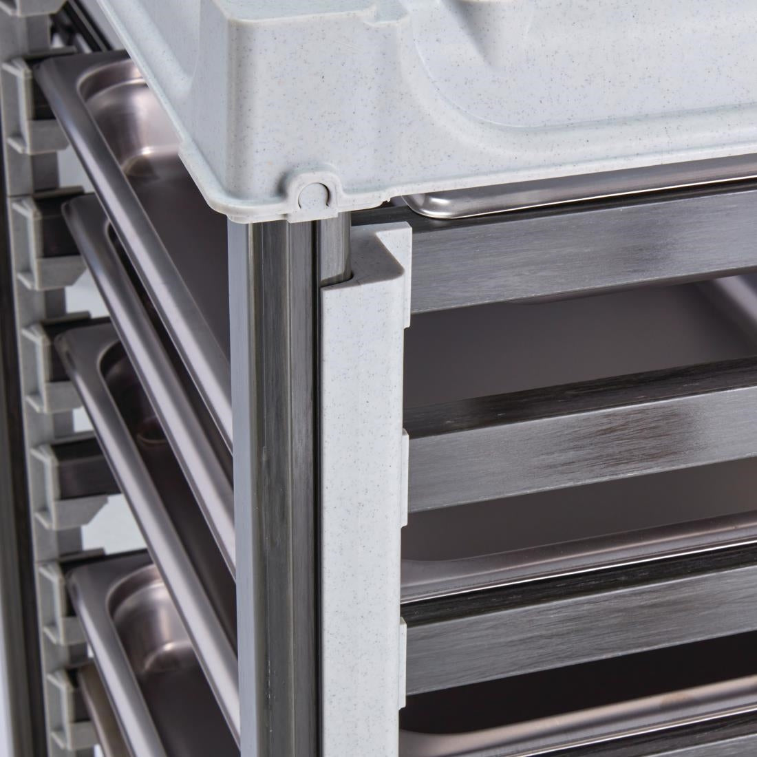 FP464 Cambro GN 1/1 regaalwagen 18 etages