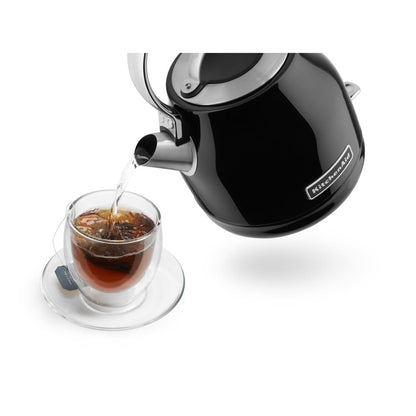 CX938 KitchenAid Classic Waterkoker Zwart 1.25Ltr 5KEK1222BOB