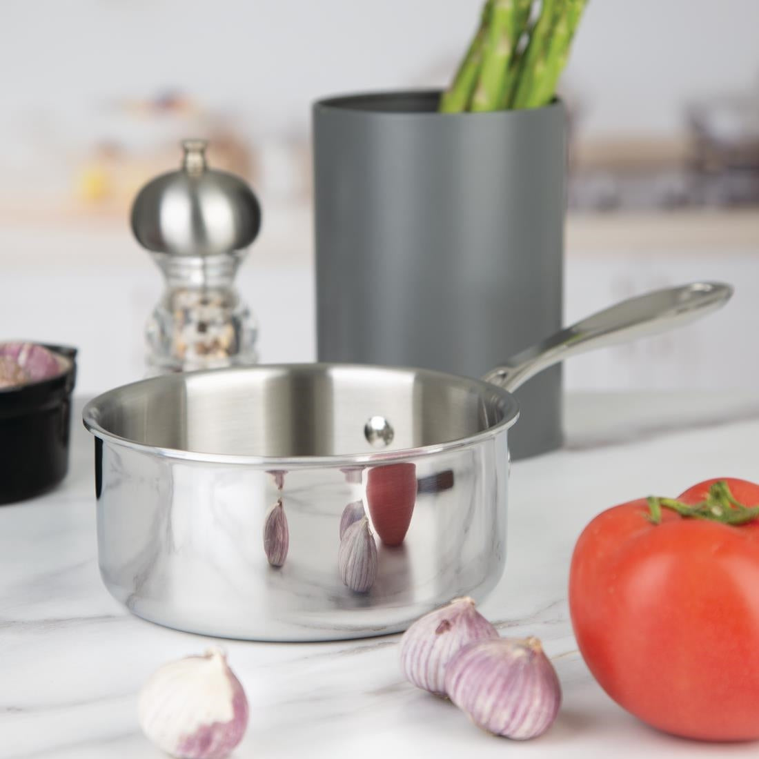 Y244 Vogue roestvrij staal & aluminium tri-wand sauspan 14cm