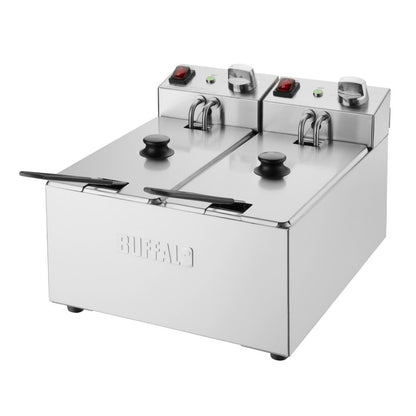 CU615 Buffalo Dubbel Tank Dubbele Mand 2X3Ltr Aanrecht Friteuse 2X2Kw