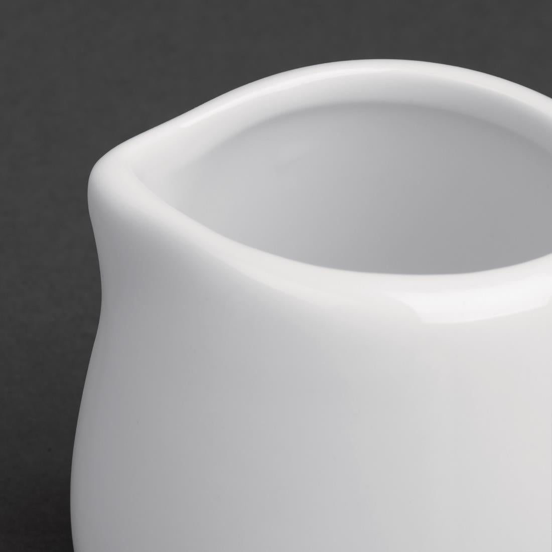 C204 Olympia Whiteware melkkannetjes 8,5cl (12 stuks)