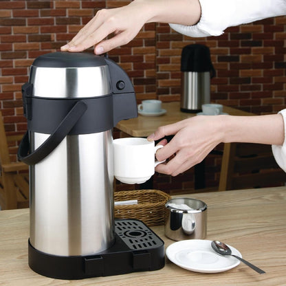 K636 Olympia RVS thermoskan met pomp 3Ltr