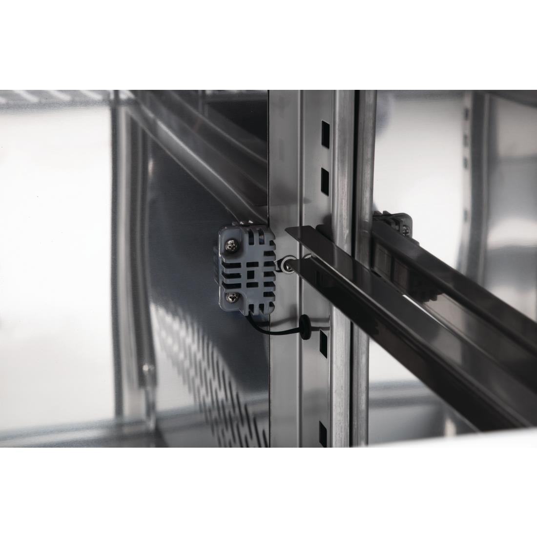 G597 Polar U-serie 3-deurs koelwerkbank 417L
