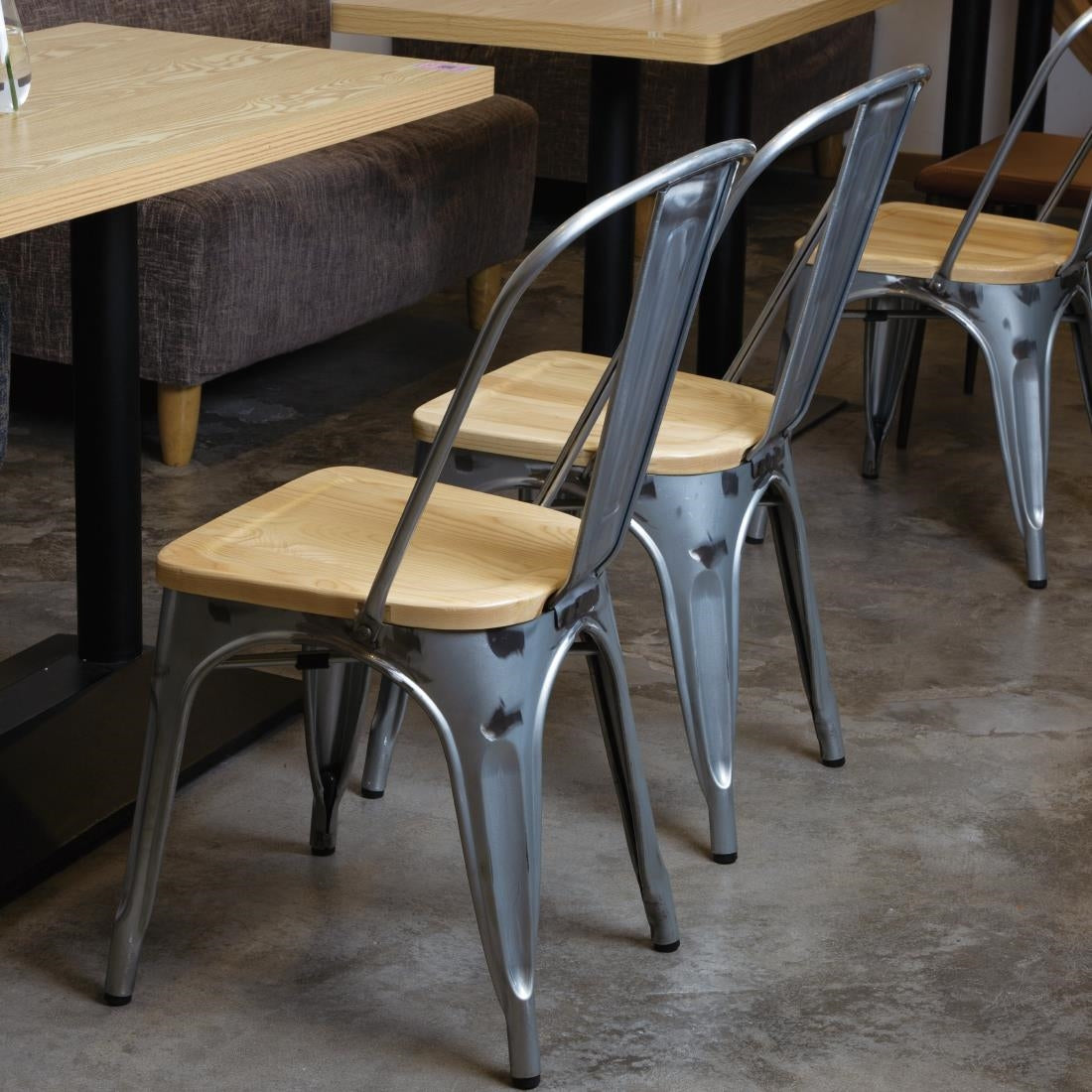 GM642 Bolero Bistro gegalvaniseerd stalen stoelen met houten zitting (4 stuks)