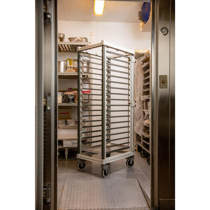 FU681 Cambro Ultimate Bakkerijwagen Op Volledige Hoogte 600x400mm