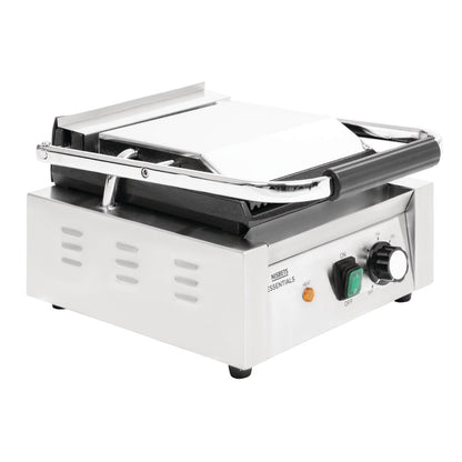 DA396 Nisbets Essentials contactgrill groef/glad 36 x 31cm 1800W