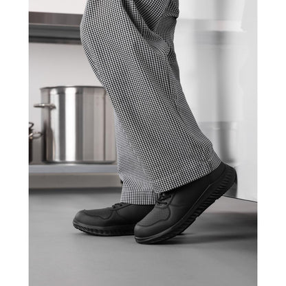 BA063-45 Slipbuster sneakers van gerecyclede microvezels matzwart 45