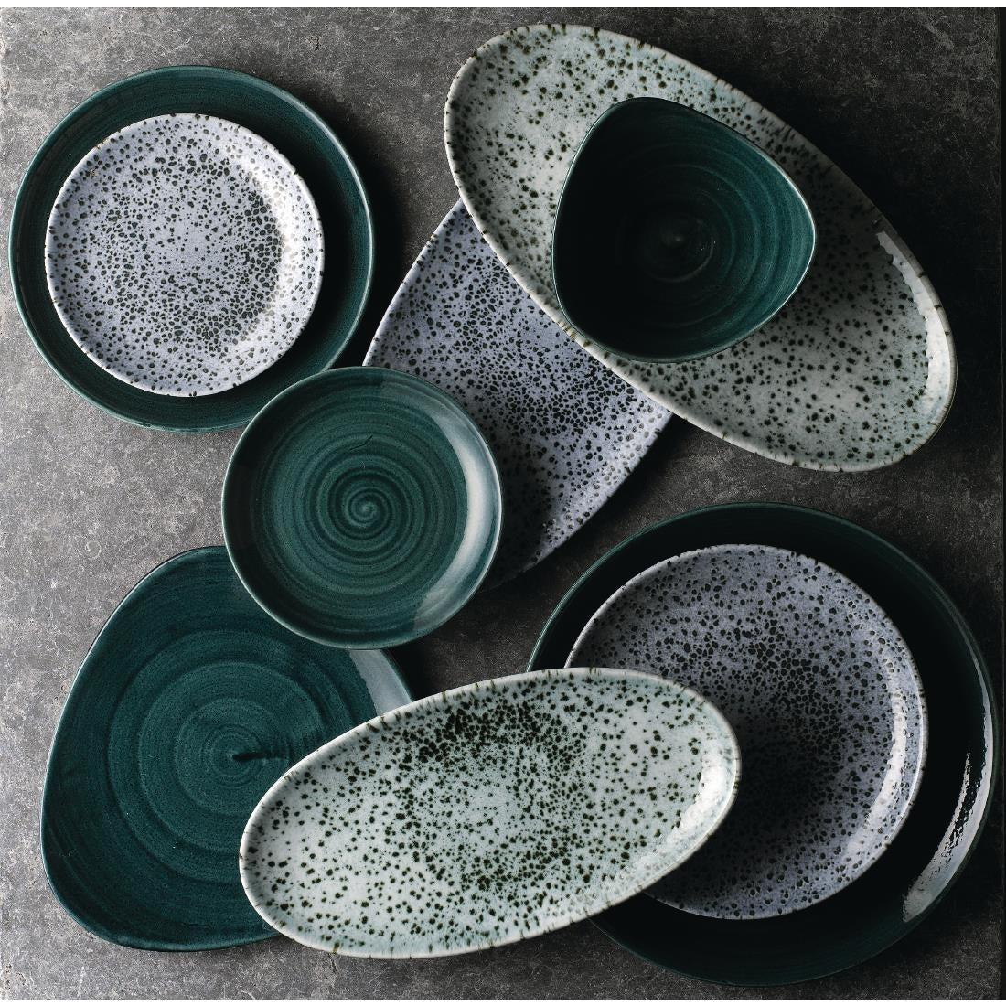 FA597 Churchill Stonecast Patina Rustic Teal Lotus Kom 23.5cm (12 stuks)