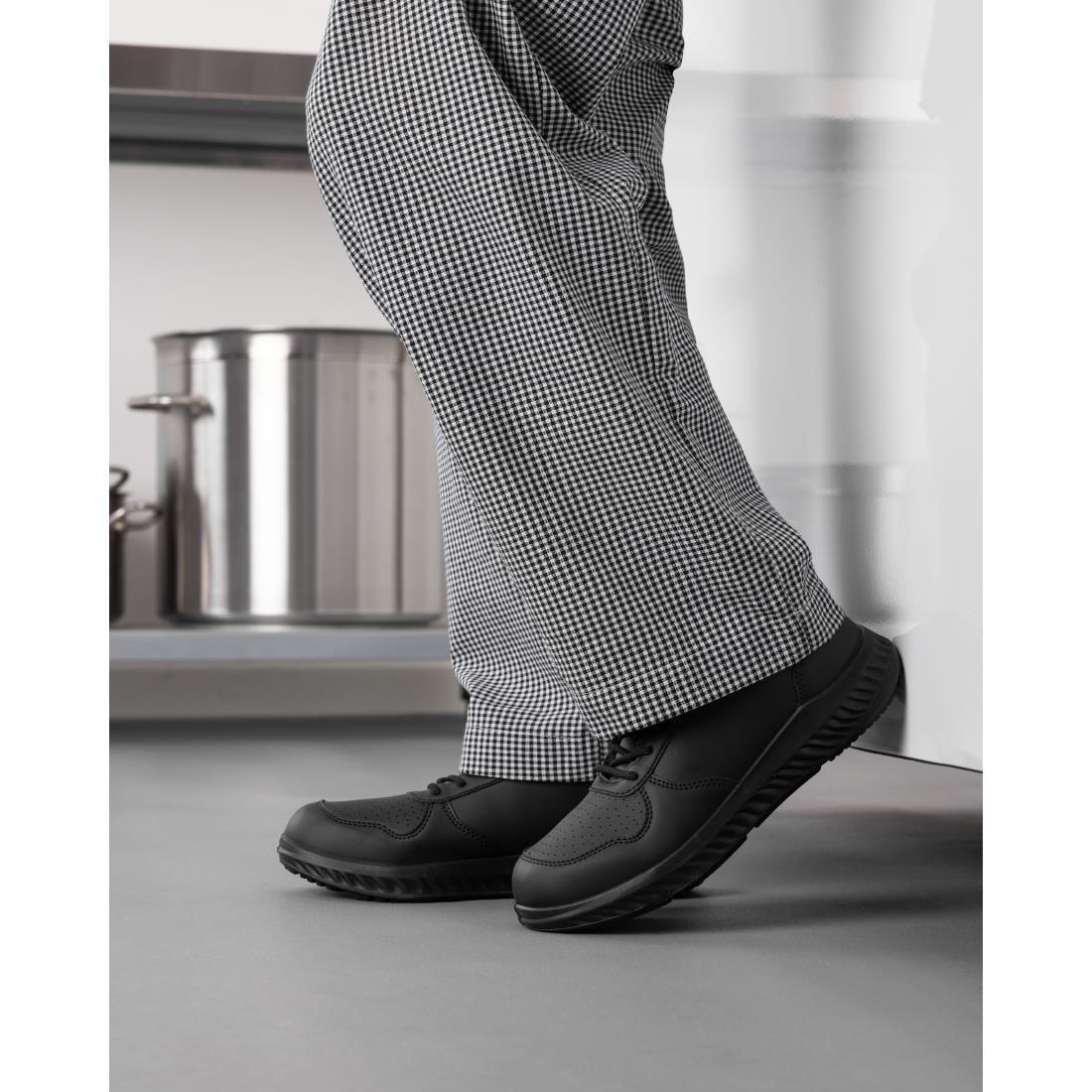 BA063-44 Slipbuster sneakers van gerecyclede microvezels matzwart 44