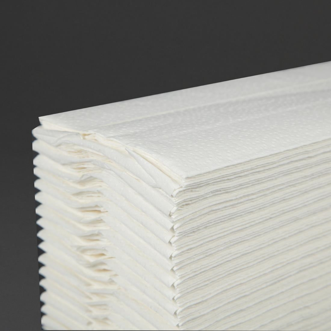 CF796 Jantex 160-pak C-gevouwen handdoeken 2-laags wit (15 stuks)