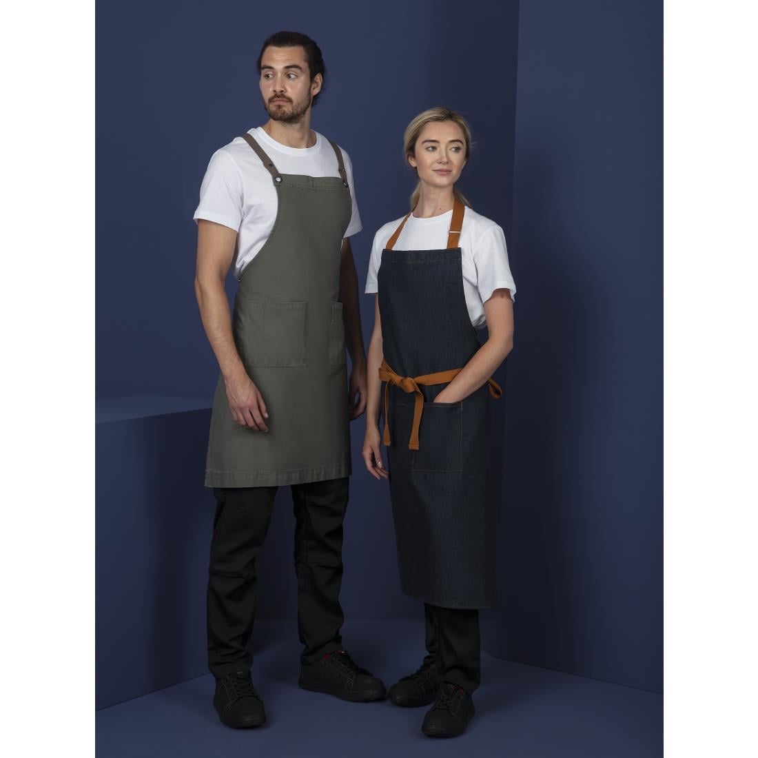 BB684 Soutside katoenen halterschort khaki