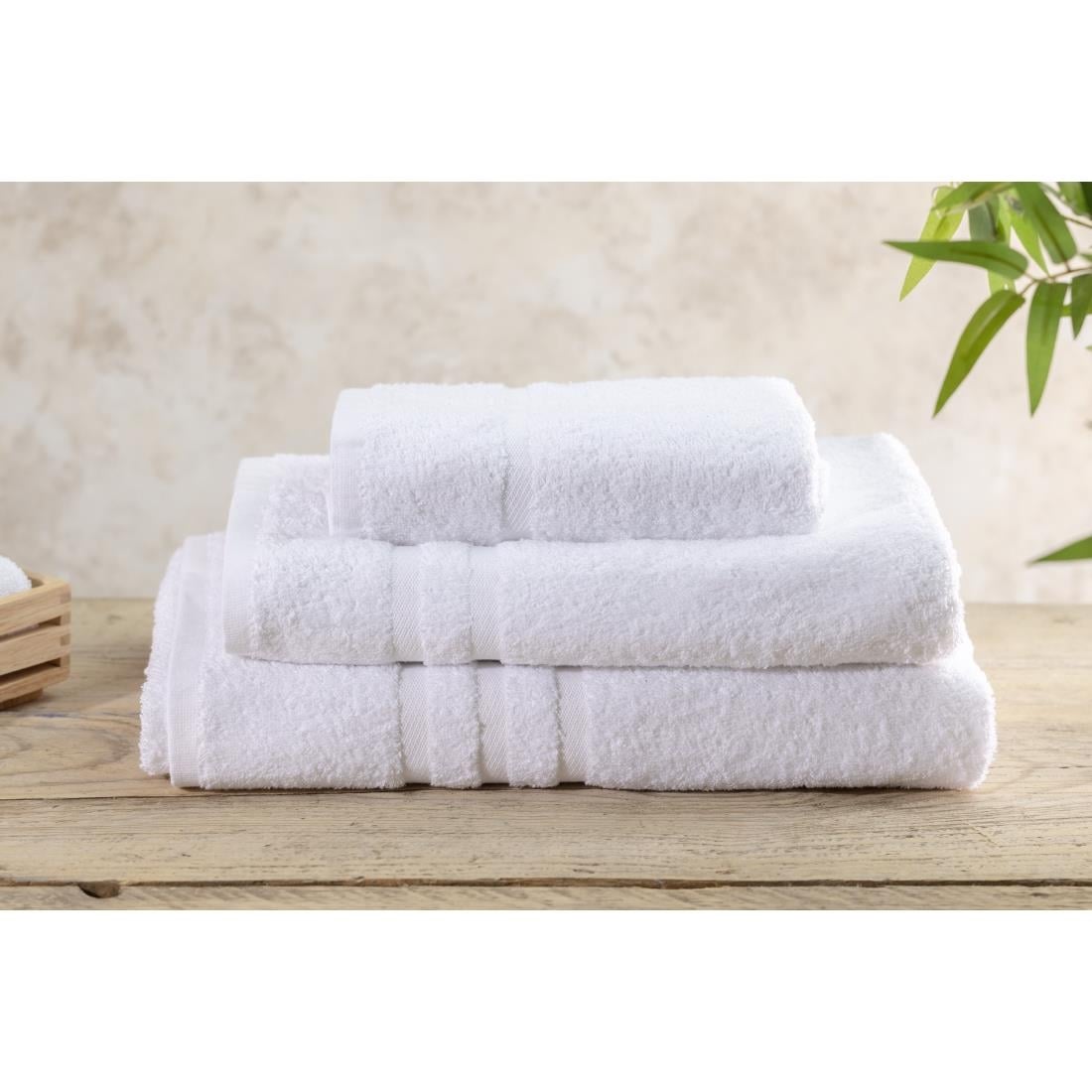 HR078 Mitre Comfort Nova Handdoek Wit 50x90cm