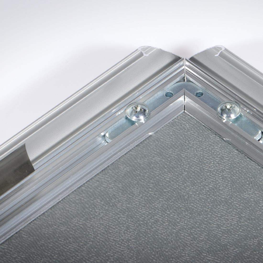 HU437 Europel Klaplijst A2 25mm Zilver