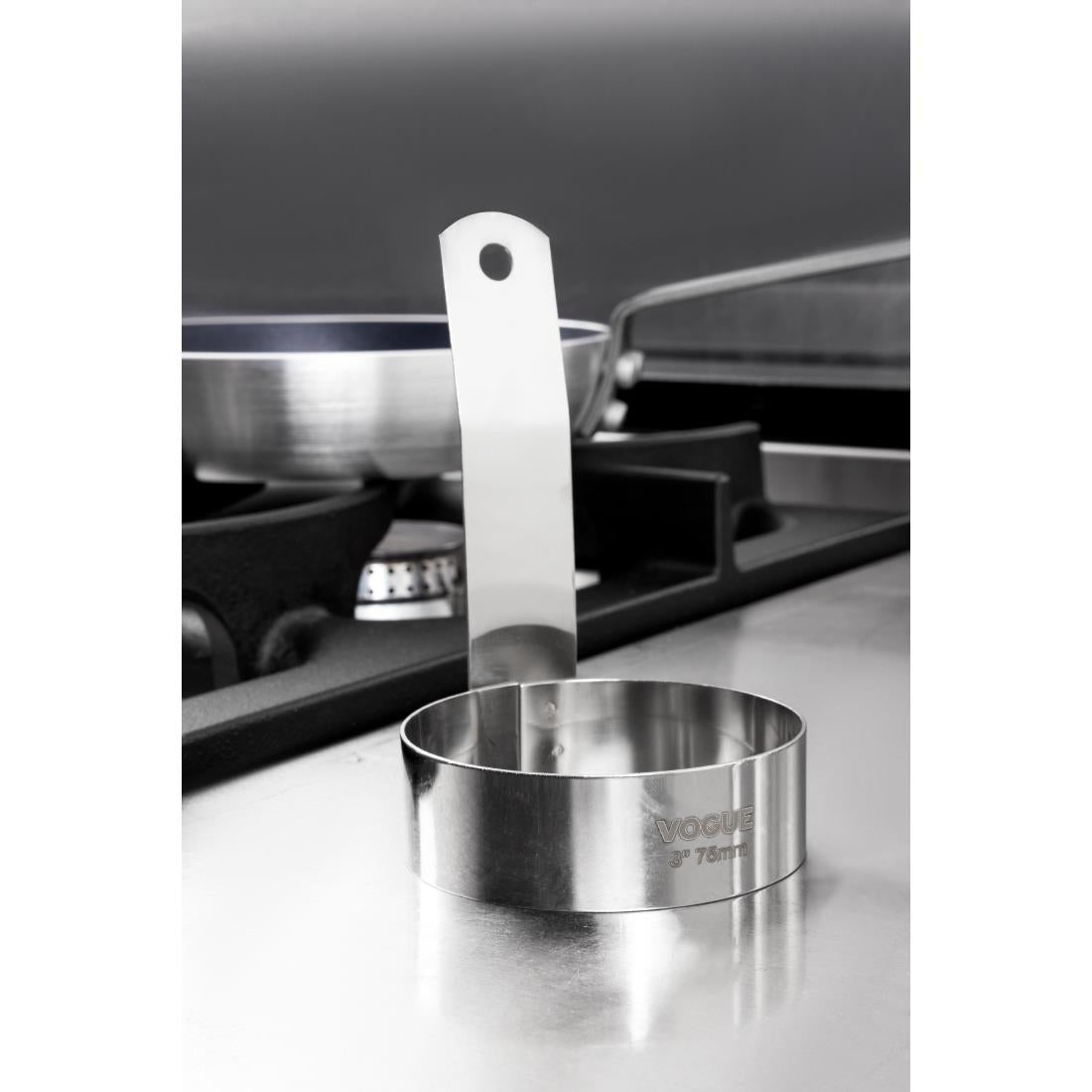 GD695 Vogue eierbakring met lang handvat 7,5cm