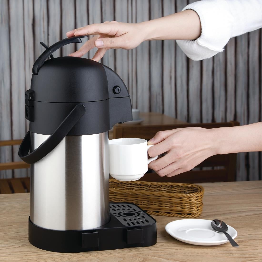 DL165 Olympia RVS pomp thermoskan 2,5Ltr