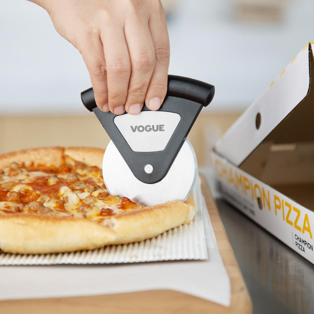 JA897 Vogue RVS Pizzasnijder Zwart