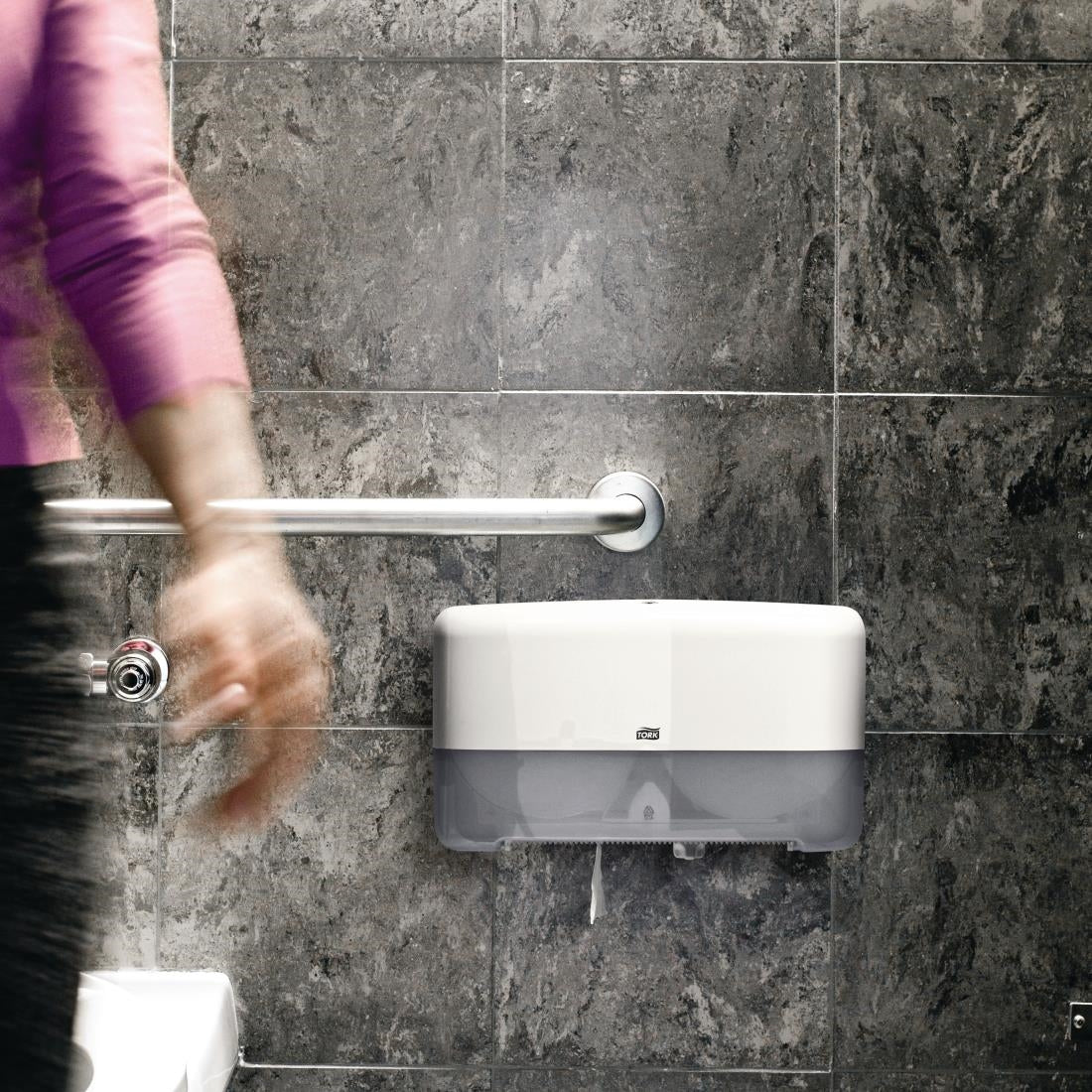 CT047 Tork dispenser voor dubbele toiletrol zonder koker
