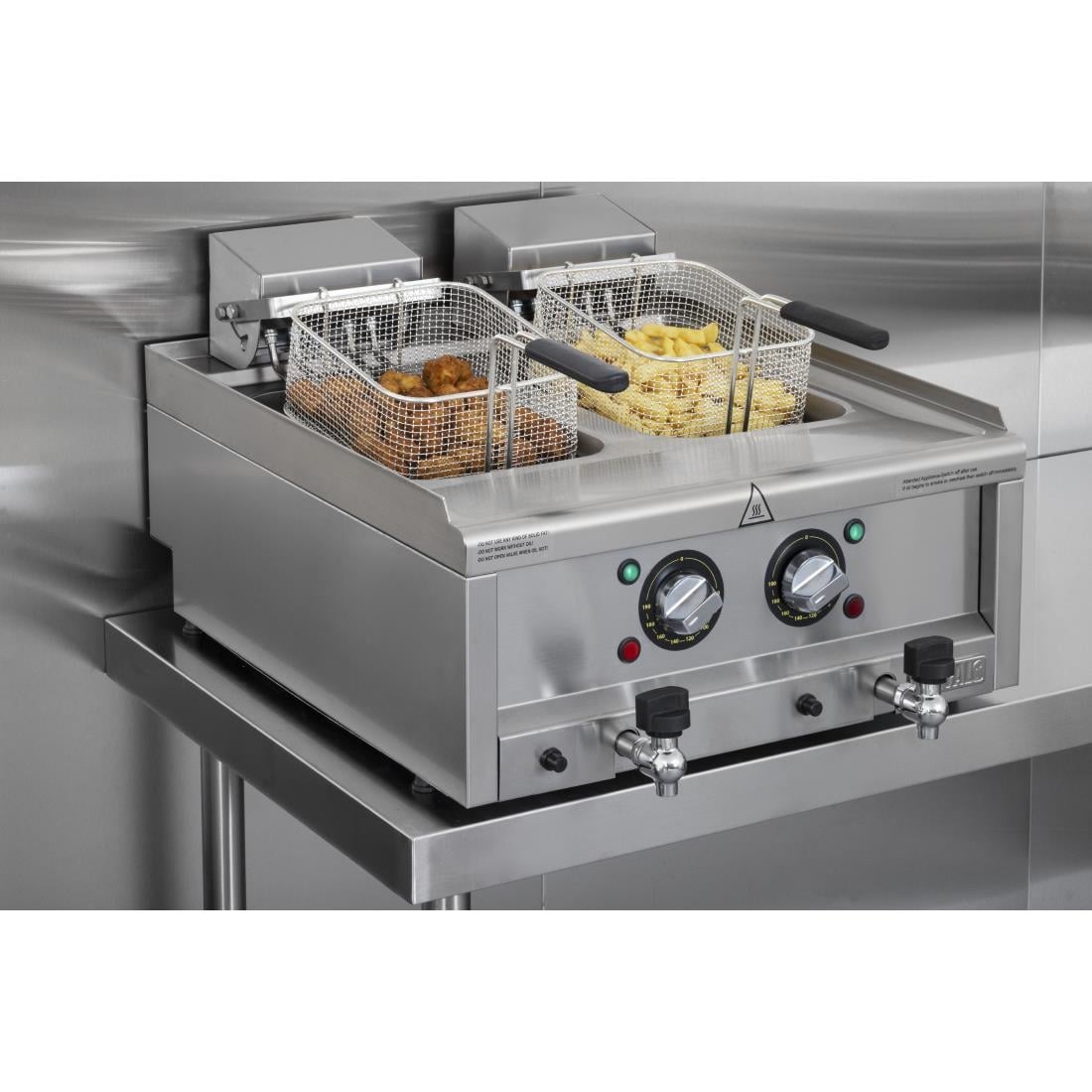 CU477 Buffalo 600-Serie Elektrische Friteuse Met Dubbele Tank, 2 x 8 Liter