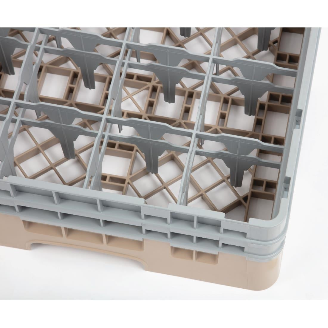 DW551 Cambro Camrack vaatwaskorf met 16 compartimenten max. glashoogte 13,3cm