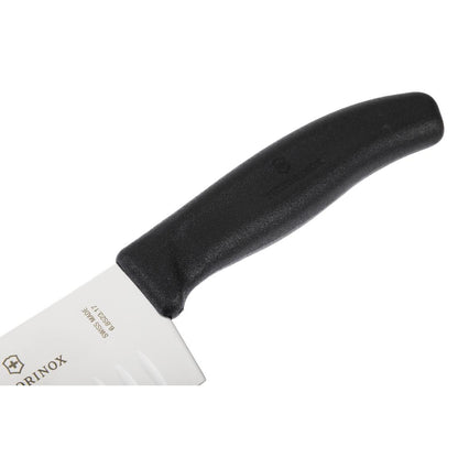 D828 Victorinox gegolfd Santokumes 17cm