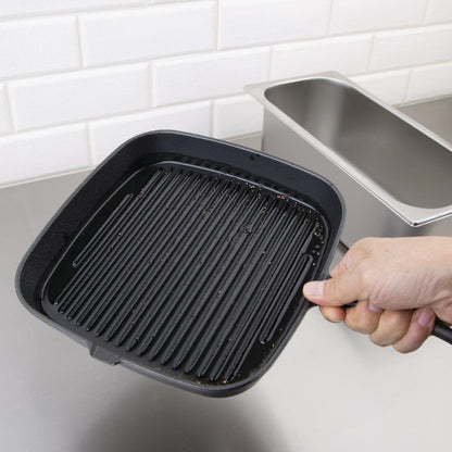 M653 Vogue vierkante gietijzeren inductie grillpan 24,1cm