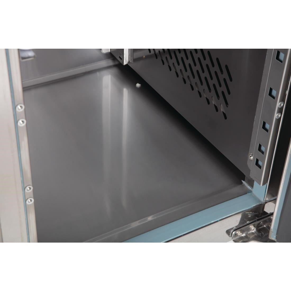 G378 Polar U-serie 3-deurs koelwerkbank 339L