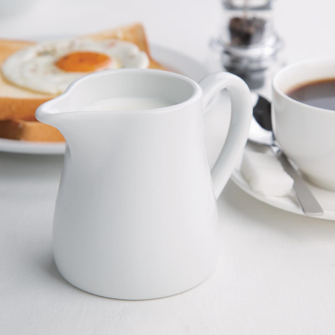 U821 Olympia Whiteware melkkannetjes met handvat 30,5cl (6 stuks)