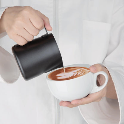 CM606 Olympia zwarte melkschuimkan met anti-kleefcoating 34cl
