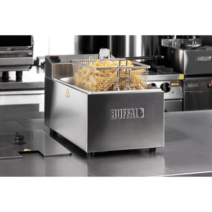 CU616 Buffalo Enkele Friteuse 5Ltr 2800W