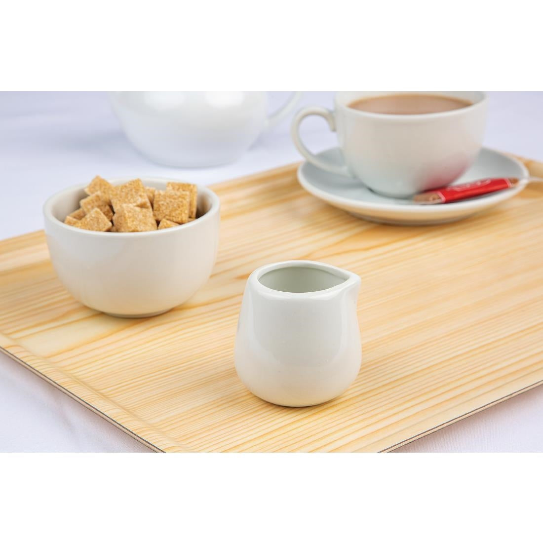 C204 Olympia Whiteware melkkannetjes 8,5cl (12 stuks)