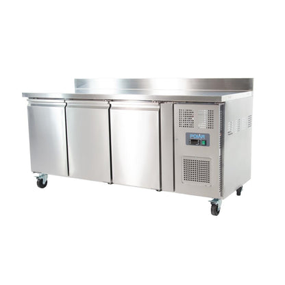 UA065 Polar U-Serie Koelwerkbank met Drie Deuren en Opstand 417Ltr