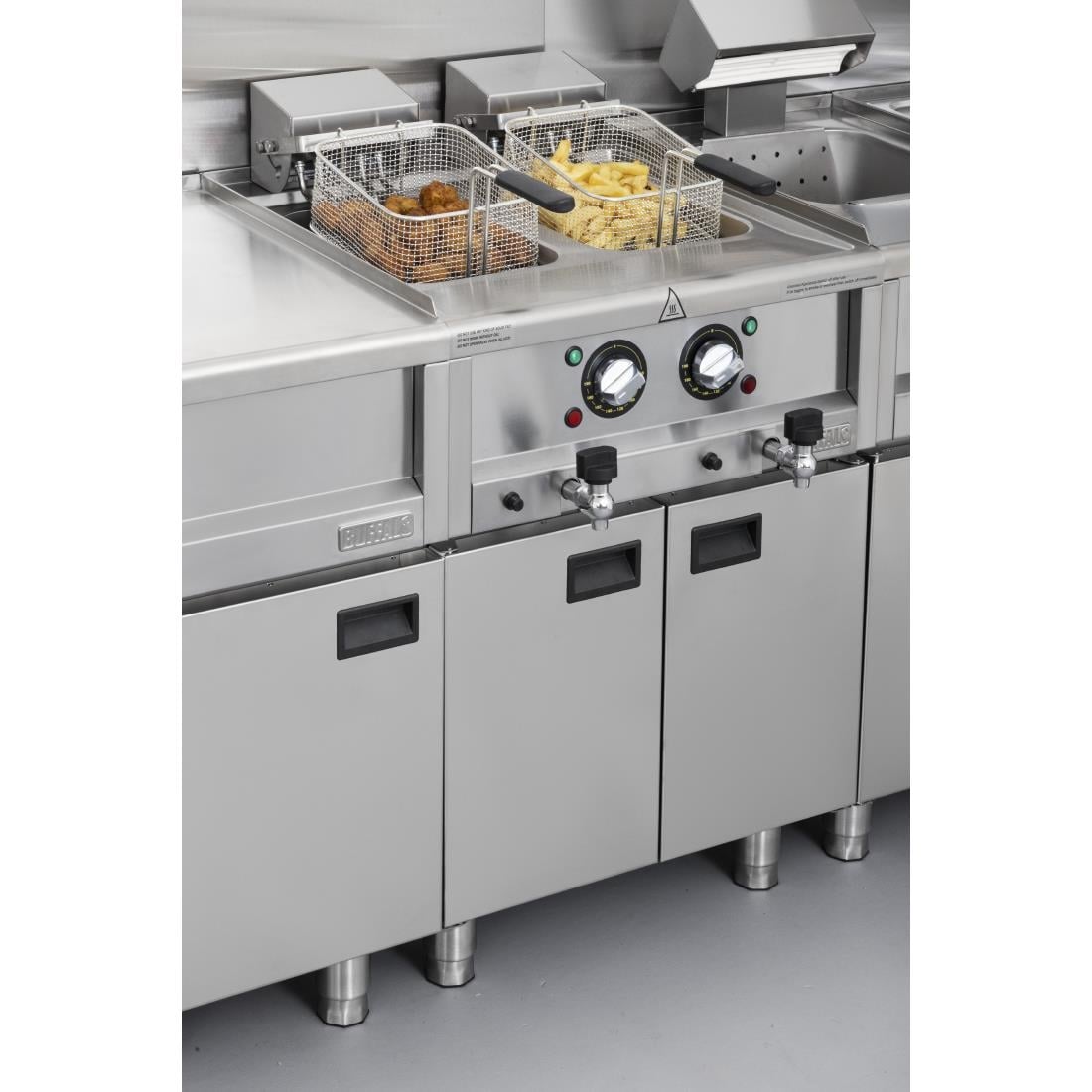 CU477 Buffalo 600-Serie Elektrische Friteuse Met Dubbele Tank, 2 x 8 Liter