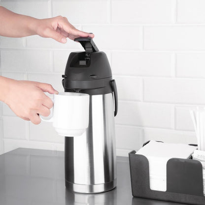DG141 Nisbets Essentials thermoskan met pomp 1,9Ltr