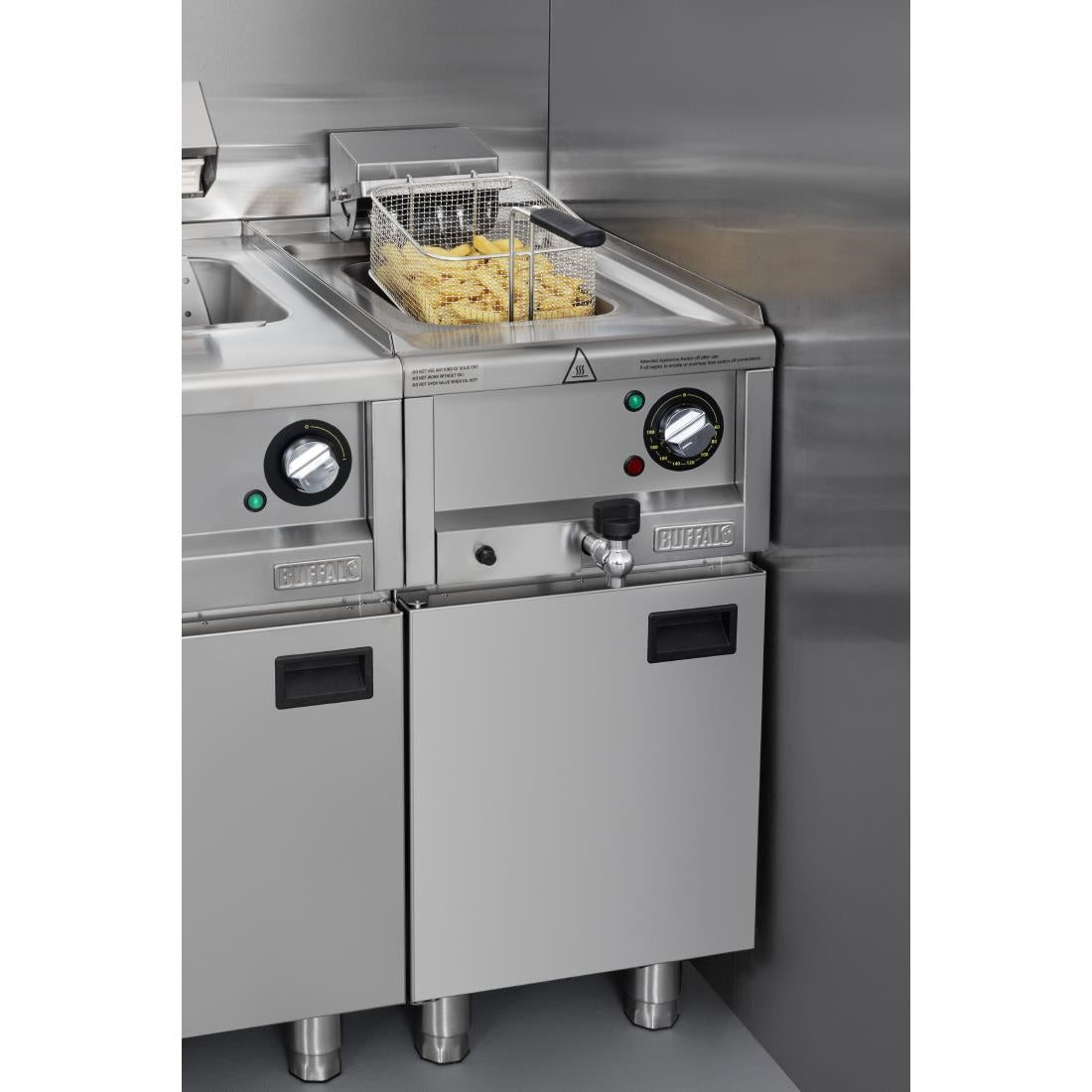 CU476 Buffalo 600-Serie Elektrische Friteuse, 8 Liter